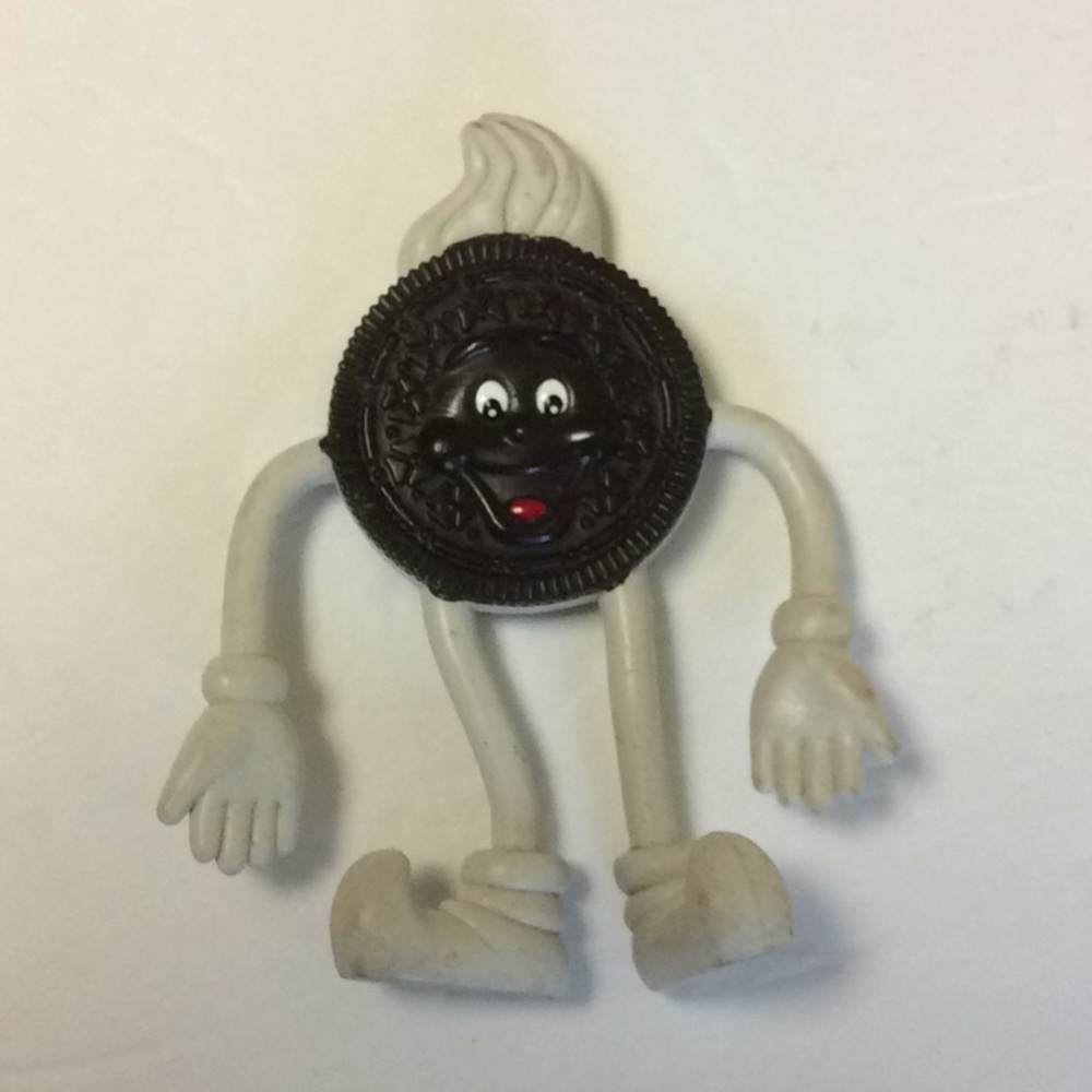 Vintage 4.5" Bendable Oreo Cookies Plastic Rubber Figurine Black/White